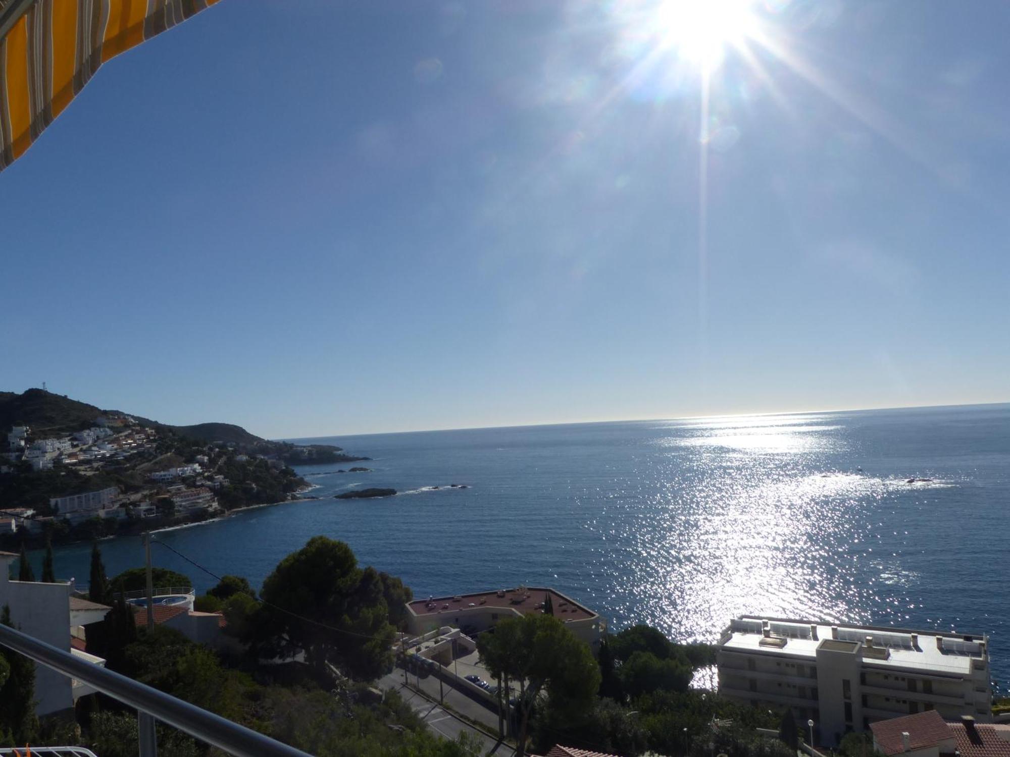 Appartement Vues Mer Proche Plage Ρόζες Εξωτερικό φωτογραφία
